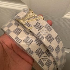WHITE LV BELT